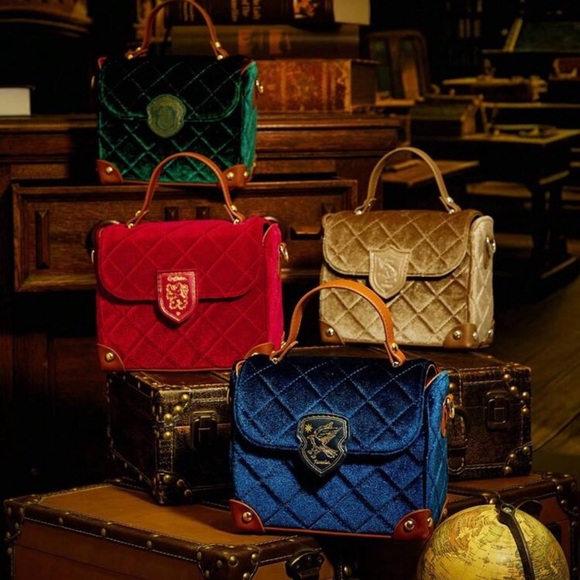 HARRY POTTER  1pc Women College Style Blue Velvet Patchwork PU Leather Tote - Picture 5 of 5